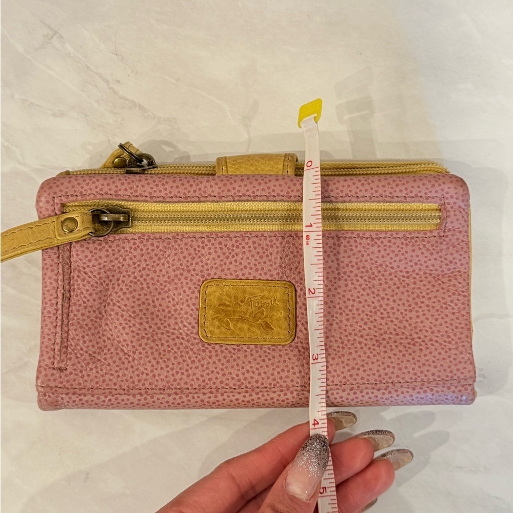 🔥Fossil Pink and Yellow Women's Wallet. EUC🔥 - Picture 3 of 4